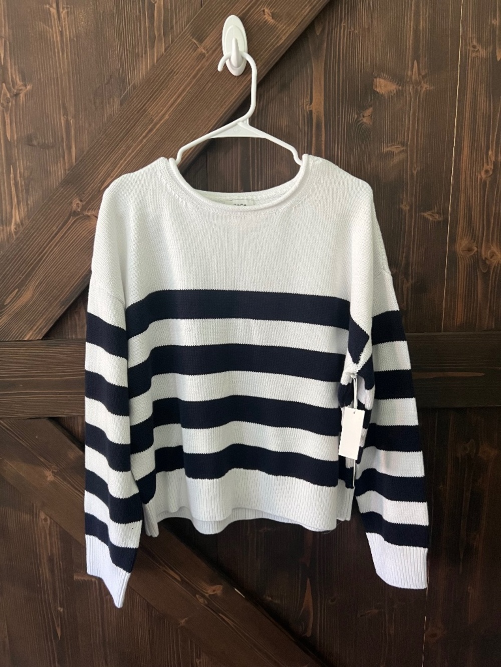 CeCe Navy & White Striped Crewneck Sweater | NWT | Size L